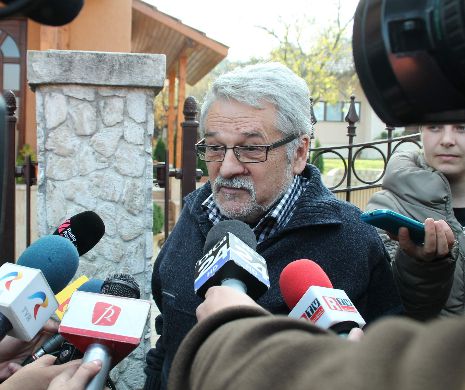 Casa şi biroul preşedintelui CJ Hunedoara, percheziţionate de DNA. Mircea Moloţ spune că nu a încălcat legea cu nimic şi că habar nu are ce anume vizează ancheta.