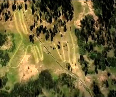 Desen MISTERIOS IMENS descoperit din aer în Siberia. Are 6.000 de ani vechime