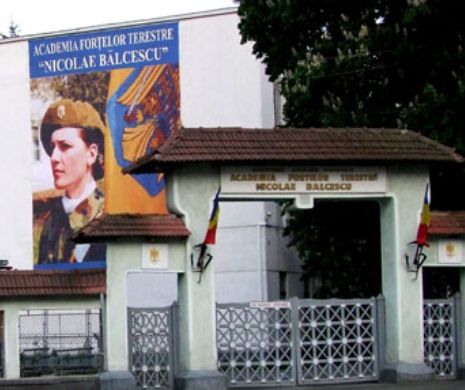 Dușa: Ceremonial pentru militarii decedați, duminică, la Academia Trupelor Terestre din Sibiu