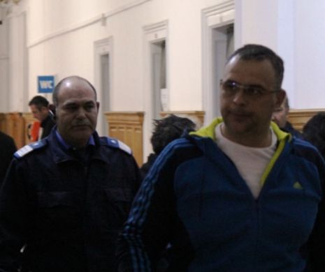 EXCLUSIV Căpușa de la CFR Călători. DIRECTORUL Gavriș conducea compania de stat și era patron la societatea privată