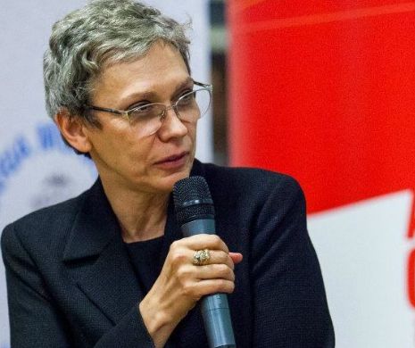 EXCLUSIV PRINT. Oana Pellea: "Pe o ploaie nebună, am oprit o dubă ca să ajung la... el"