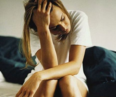 Insomnia e semn că îți lipsesc anumite vitamine. Patru carențe nutriționale care îți strică somnul