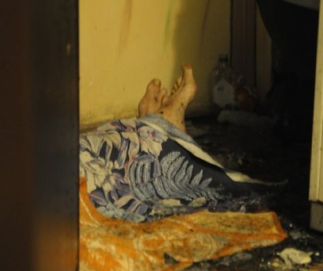MOARTE GROAZNICĂ pentru o femeie  de 61 de ani: a ars de VIE. Pompierii au reușit să resusciteze PISICA victimei
