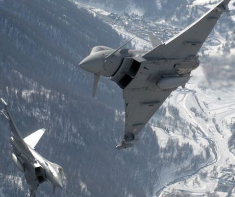 Noi TENSIUNI în spațiul aerian al Europei. Un avion rus, interceptat în apropiere de Marea Britanie