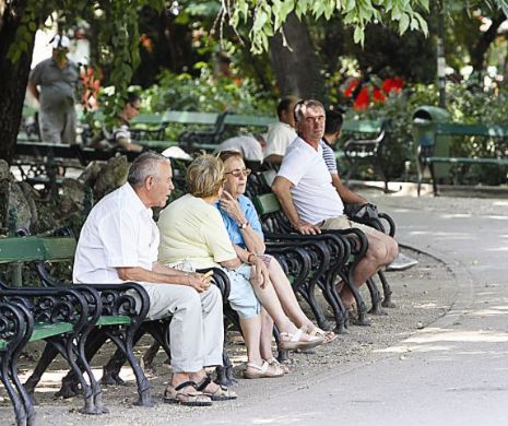 Pensiile cresc cu 5%, pensia minimă la 400 de lei. DE câți bani e nevoie la bugetul de stat