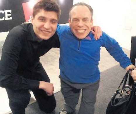 POVESTEA UNUI TÂNĂR DE SUCCES. Studentul român care montează spectacole de teatru în Anglia