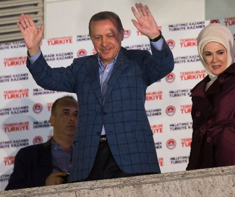 RECEP ERDOGAN: „Femeile și bărbații nu pot ocupa același tip de slujbe, prioritatea femeilor ar trebui să fie NAȘTEREA de copii”
