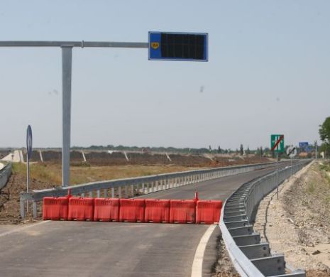 Riscăm să pierdem doi ani de finanțare europenă pe transporturi din cauza intereselor politice. „Șova a preferat să deseneze cu carioca pe hartă câte o autosradă la fiecare baron în curte”