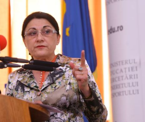 Senatorii Ecaterina Andronescu și Șerban Mihăilescu sunt așteptați astăzi la DNA pentru a fi audiați în dosarul "Microsoft"