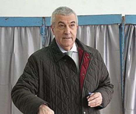 Tăriceanu, la vot cu soția și foști lideri PNL