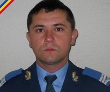 ULTIMELE CUVINTE. Ce i-a spus unul dintre cei opt militari morţi în tragedia aviatică din Sibiu iubitei lui înainte să se urce în elicopterul morții
