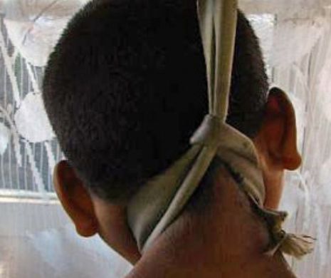 Un intelectual precose a încercat să se spânzure