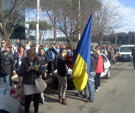 Vot în disapora. La Roma peste 500 de persoane așteaptă la coadă la intrarea în secția de vot