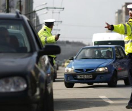 ACȚIUNEA BLOCADA. Polițiști din 21 de județe fac CONTROALE MASIVE cu autoritățile din trei țări. FLUX URIAȘ de călători la FRONTIERELE ROMÂNIEI