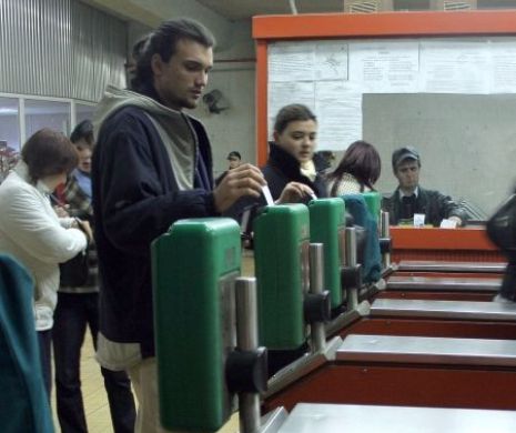 ATENȚIE! Care este PROGRAMUL Metrorex şi RATB de Crăciun şi Revelion