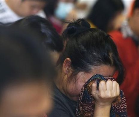 Avionul AirAsia dispărut, căutat cu distrugătorul