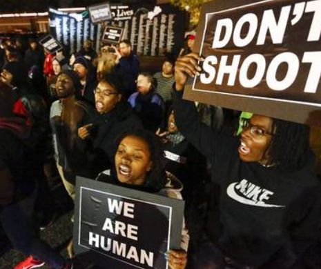 CAZUL FERGUSON: Manifestaţii în memoria lui Michael Brown