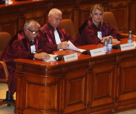 CCR: Controlul judiciar este neconstituţional. Se impune o altă măsură preventivă