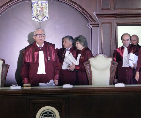 CCR: Legea migrației aleșilor locali este neconstituțională