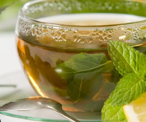 Ce se întâmplă dacă bei două cești de ceai de mentă pe zi?