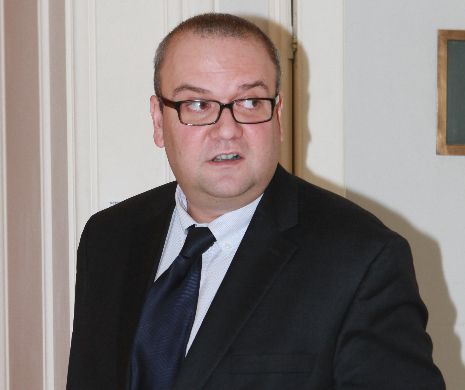 Cu cine îi înlocuiește lohannis pe oamenii lui Băsescu