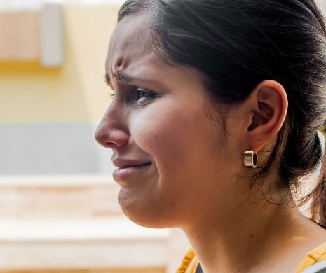 Cum SĂ-ŢI BAŢI JOC de tine. Iată câteva invenţii PENIBILE şi inutile care îţi ÎNGREUNEAZĂ viaţa