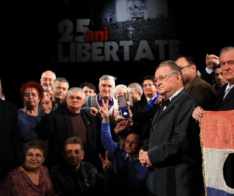 Deveniți, azi, CETĂȚENI DE ONOARE, revoluționarii promit NOI PROTESTE. Când ies în stradă