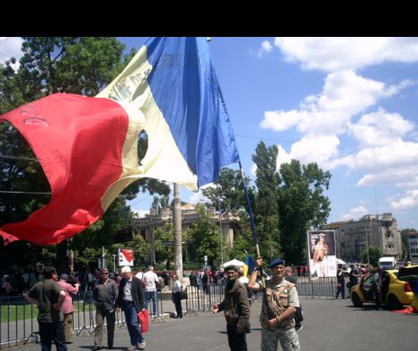 Guvernul impune un nou certificat revoluţionarilor, după ce a acuzat o greşeală cu indemnizaţia unora dintre aceştia