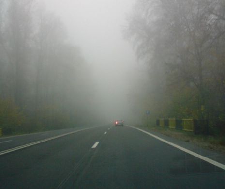 Judeţe din Moldova şi Muntenia, inclusiv autostrada A1, sub Cod Galben de ceaţă, până la ora 23,00