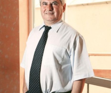 Milionar român, reținut pentru șpagă la un șef de la Finanțe. Șpaga: renovarea unei case în Capitală. Comoara găsit acasă la șeful Fiscului!