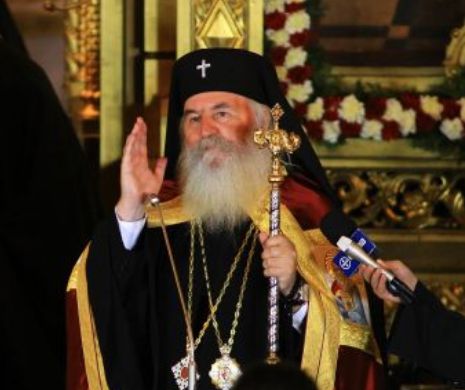 Mitropolitul cu două doctorate, ales de credincioși