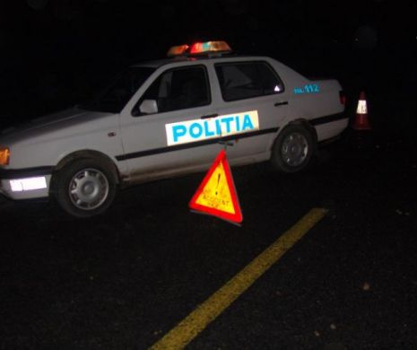 Momente de groază! Un bărbat a fost bătut cu sălbăticie de huligani în faţă soţiei şi a copilului