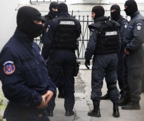 Percheziţii de amploare la contrabandişti cu ţigări; au introdus în ţară peste 2 milioane de pachete