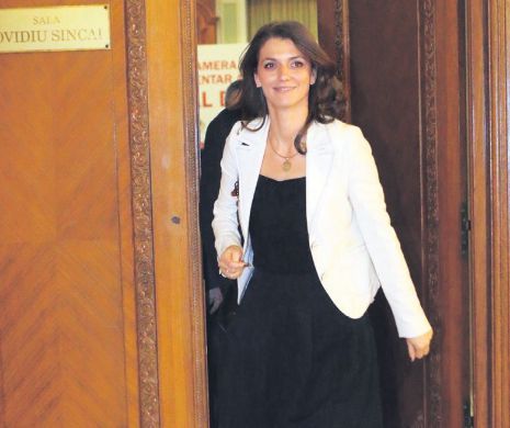 PERSONAJUL SĂPTĂMÂNII. Alina Gorghiu, primul urmaș în fustă al Brătienilor