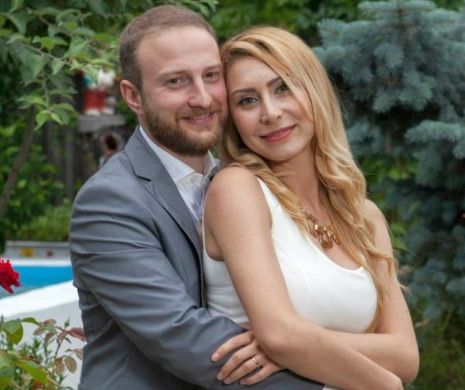 Prima imagine cu fetiţa lui Andrei Tinu. Ţi se pare frumoasă micuţa Eva?