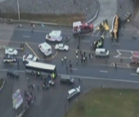 TRAGEDIE pe sosea! Cel putin trei morti si 23 de raniti dupa coliziunea intre doua autobuze scolare