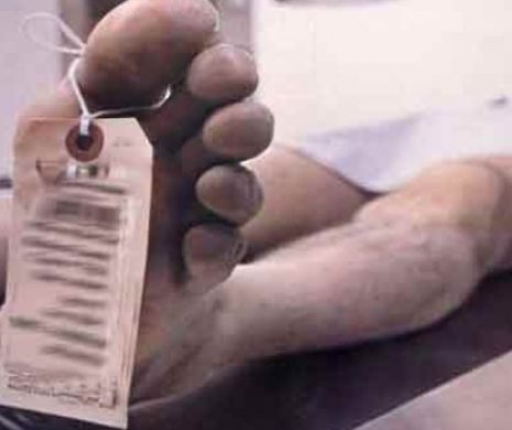 Trista poveste a cadavrului cu burta spintecată