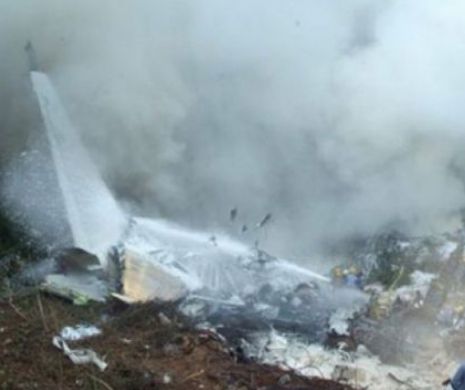 ULTIMA ORA! Avion prabusit peste mai multe cladiri
