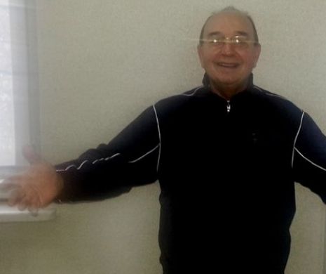 Un ieşean a înffinţat Partidul Proştilor. Sloganul său este: "Suntem proşti, da' mulţi. Bazaţi-vă pe noi!"