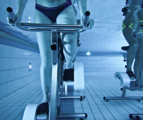 AquaCycling, noua tendinţă a anului 2015 în fitness