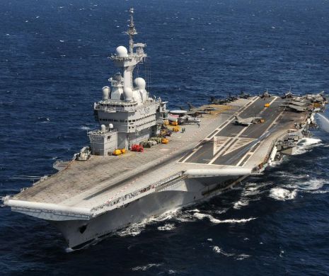 Armata franceză trimite „cavaleria” în Golful Persic împotriva Statului Islamic