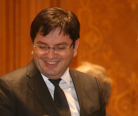 Dezbatere publică pe tema normelor metodologice de aplicare a prevederilor referitoare la cardul național de asigurări sociale de sănătate