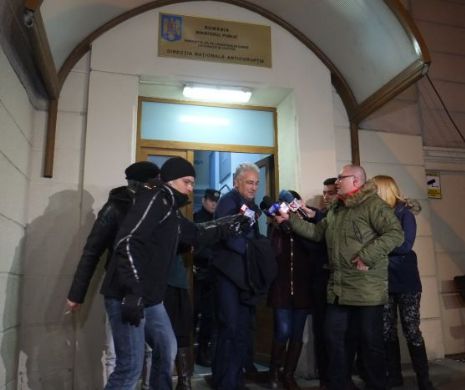 Fostul ministru al Economiei,  Adriean Videanu, audiat la DNA