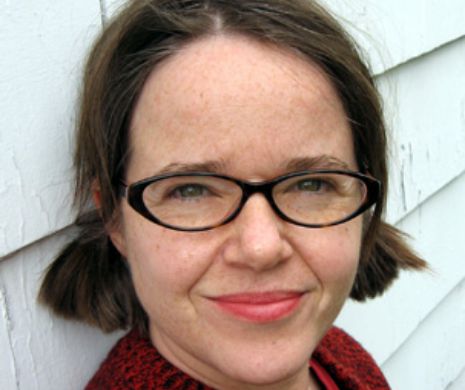 O caricaturistă din SUA se ascunde de patru ani de teama islamiştilor