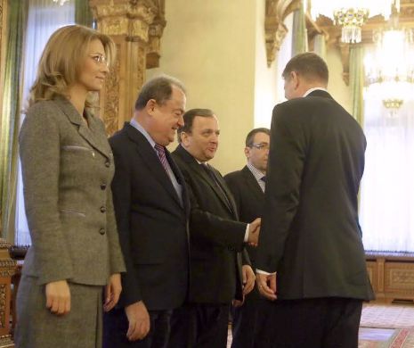 Preşedintele Klaus Iohannis discută astăzi la Cotroceni cu partidele parlamentare