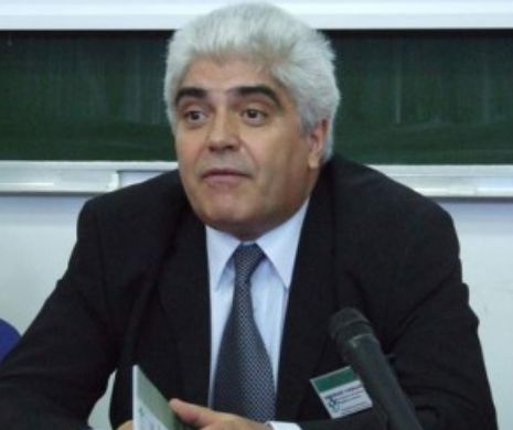 Profesor universitar din Constanța, reținut pentru luare de mită