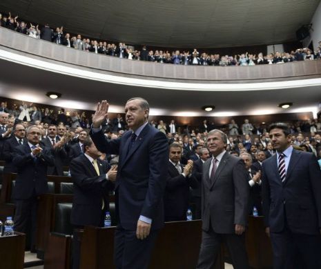 Recep Tayyip ERDOGAN denunță „provocările” din partea publicației CHARLIE HEBDO