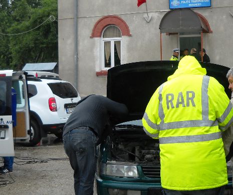 Taxiurile, la control. 79 de taximetriști au devenit pietoni