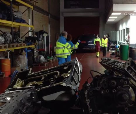 Un tânăr român a murit STRIVIT de un Ferrari, într-un service auto din Spania | VIDEO