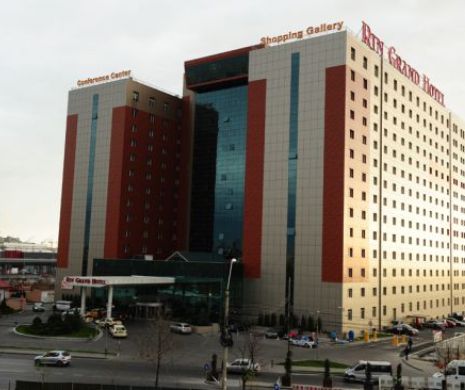 ALERTĂ la HOTELUL fraţilor Negoiţă. Un cetăţean NEMULŢUMIT a ameninţat cu BOMBA